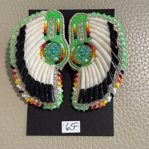 New Native American handmade beaded earrings silver green black white authentic - Picture 1 of 3
